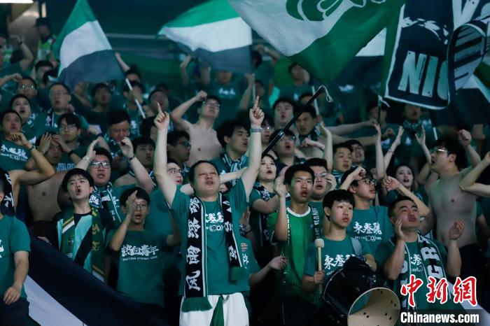 从看热闹到成为热爱者揭示赛事经济持续升温的