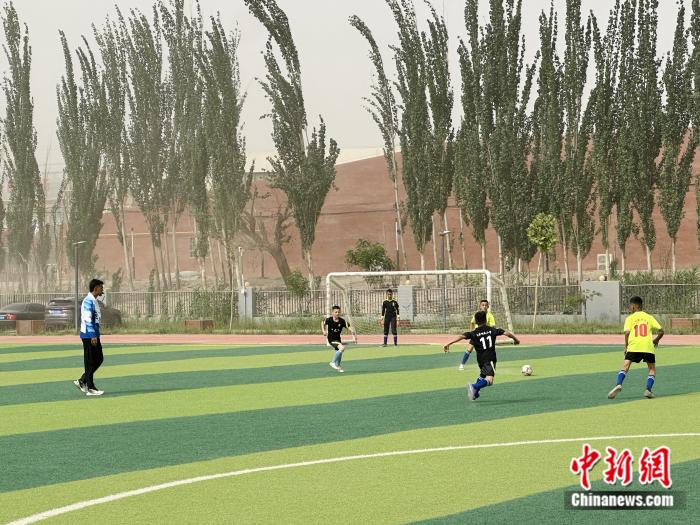 新疆校园足球以多元路径改变孩子们命运
