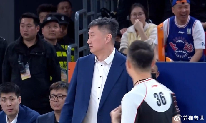 CBA常规赛第36轮：上海领跑积分榜，广厦稳居第二