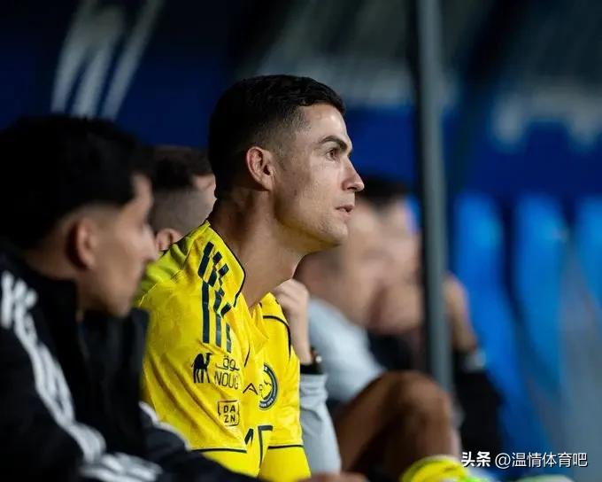 C罗率利雅得胜利5-1横扫多哈国民晋级亚冠决赛